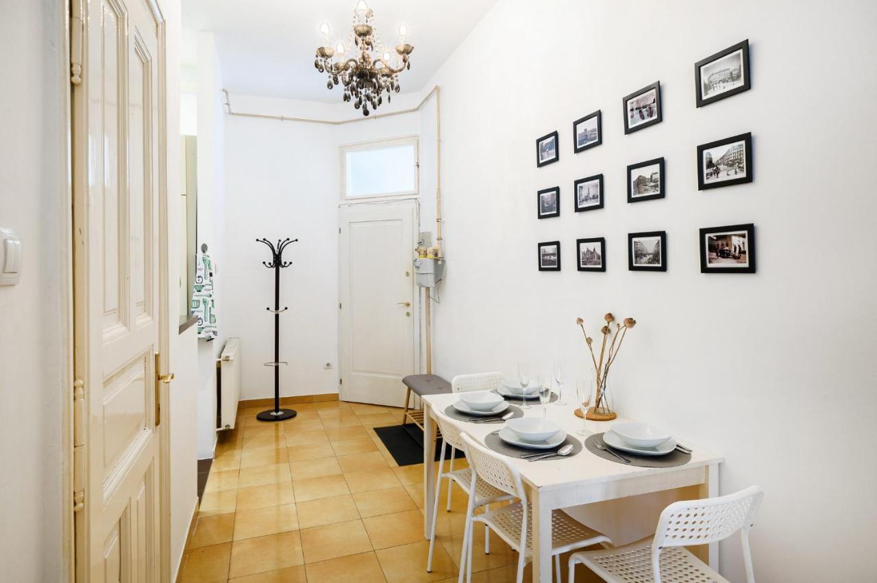 Spacious & Serene Downtown Home With Free Parking Budapest Exterior photo